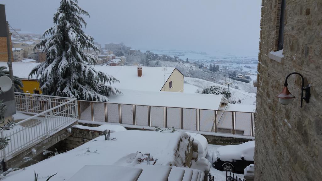 A Casa Nostra Residenza Di Charme Bed & Breakfast Candela Eksteriør bilde