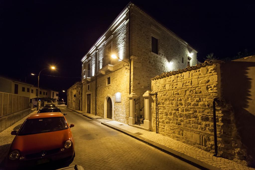 A Casa Nostra Residenza Di Charme Bed & Breakfast Candela Eksteriør bilde