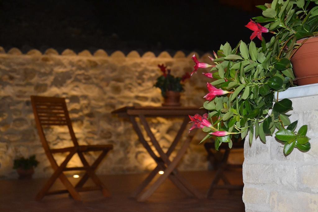 A Casa Nostra Residenza Di Charme Bed & Breakfast Candela Eksteriør bilde